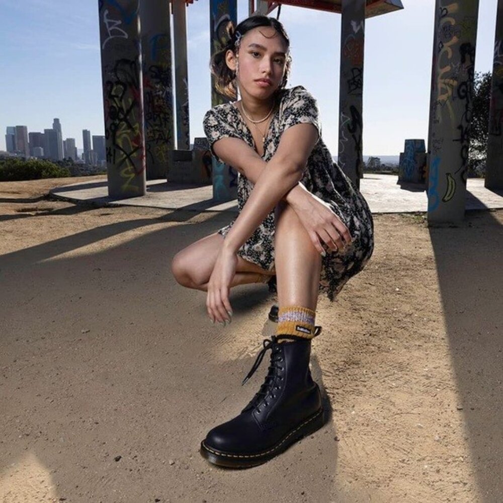 Dr Martens Doc Martens Zavala Black Lace-up Air Wair Combat Boots Size 7 NWOB - Picture 16 of 16
